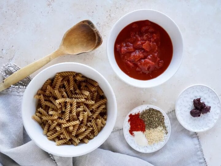 Image for 15 MINUTE SPICY CHIPOTLE PASTA (Easy, Vegan Recipe)