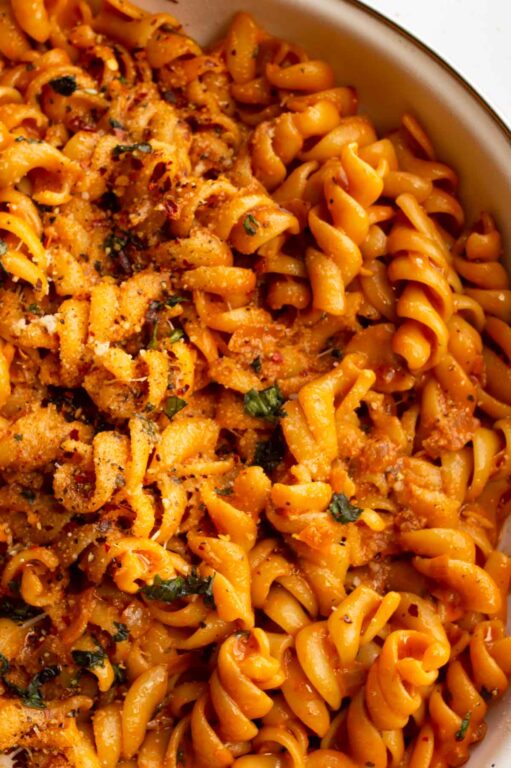 Vegan Creamy Tomato Pasta (20 minutes!) - The Fiery Vegetarian