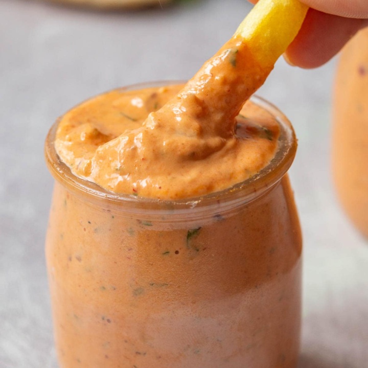 Easy Algerian Sauce (Sauce Algerienne)-image